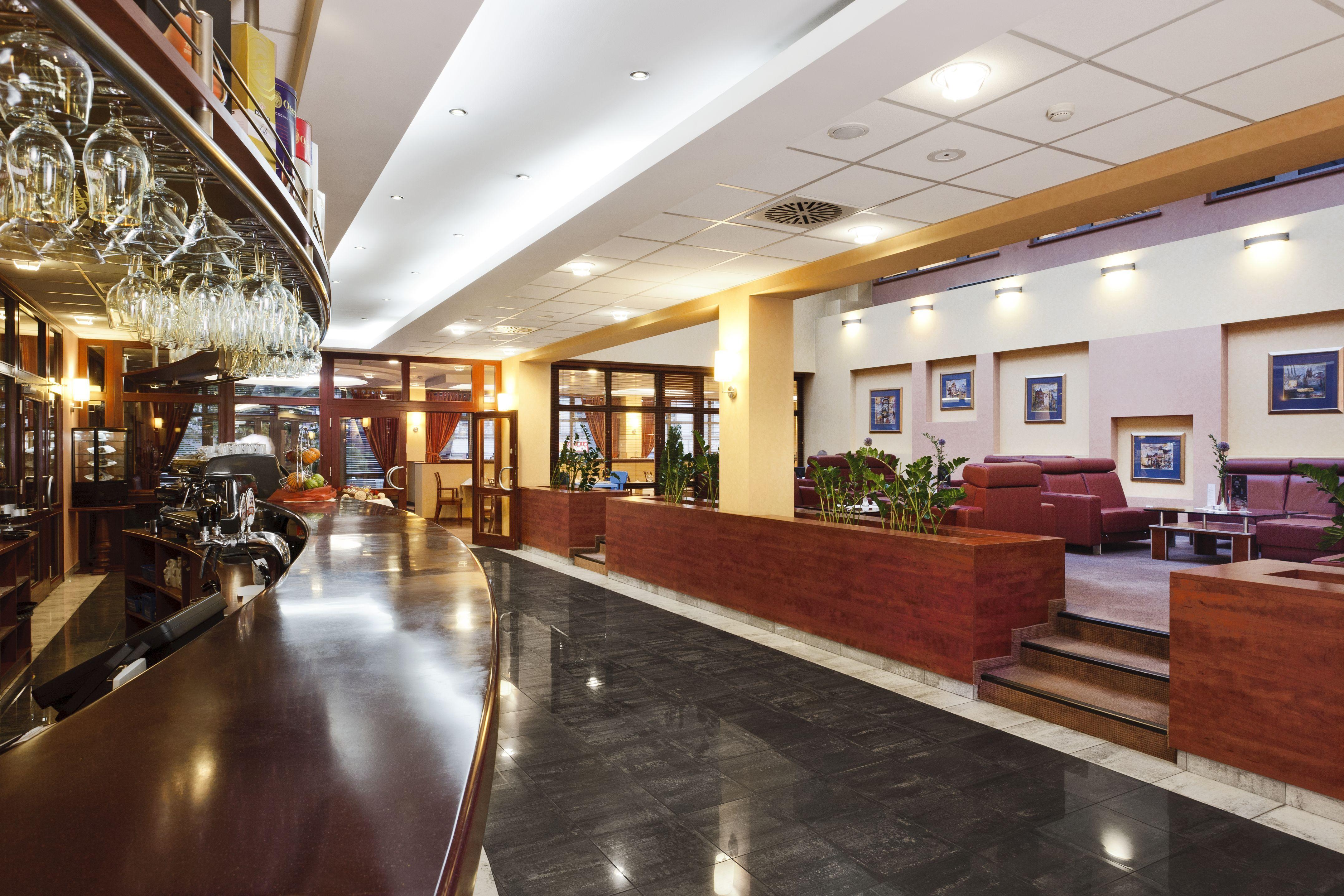 Qubus Hotel Легниця Екстер'єр фото